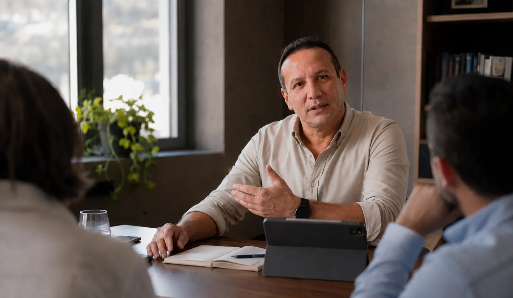 Mehmet Başaran in an executive advisory conversation